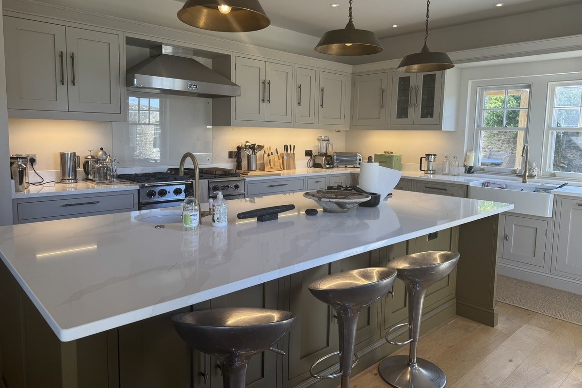 Regent St James Kitchens(24)