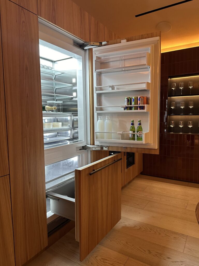 bespoke handmade kitchens with premium Siemens and Bosch appliances