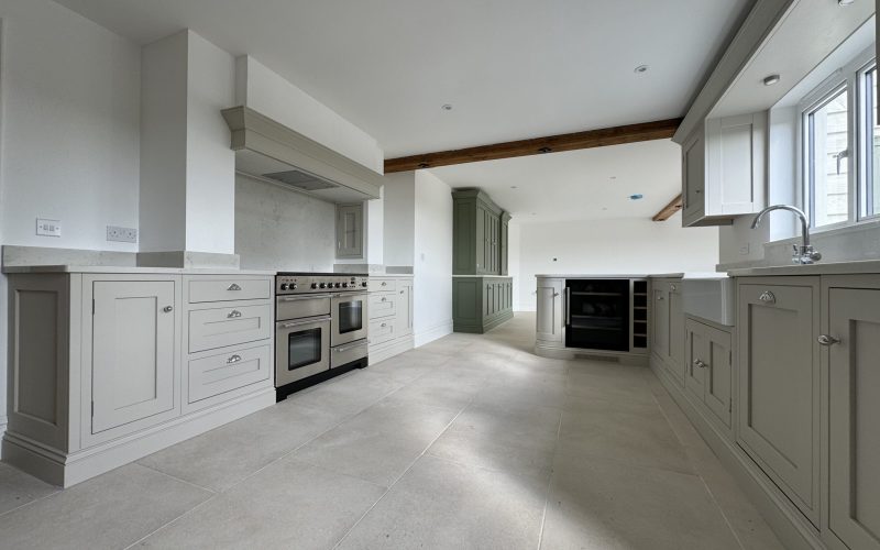 handmade kitchen company Regent St James kitchen